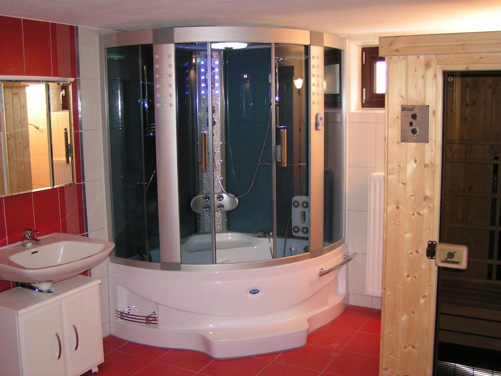 Domizil Hotel Moosbach  Bagian luar foto